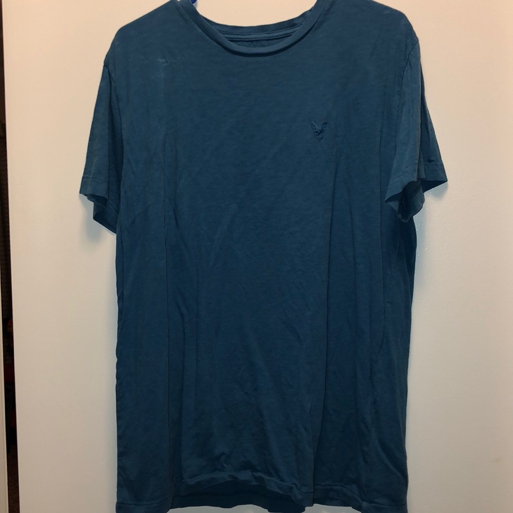 NWOT Men’s TShirt large
